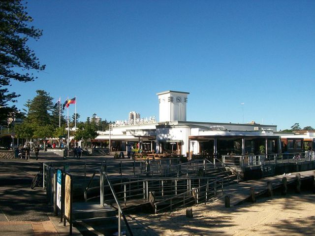 Manly Wharf (Wikipedia)
