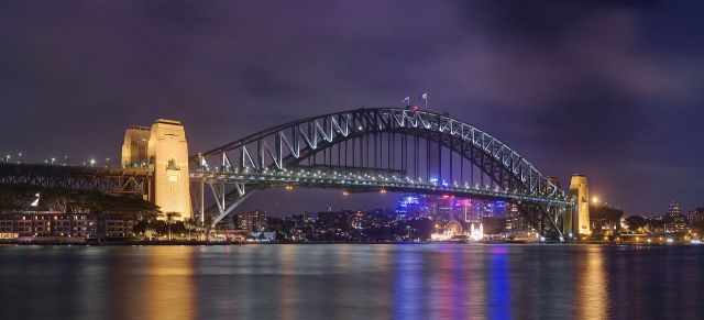 Sydney Harbour Bridge, Sydney NSW (J J Harrison/Wikipedia)